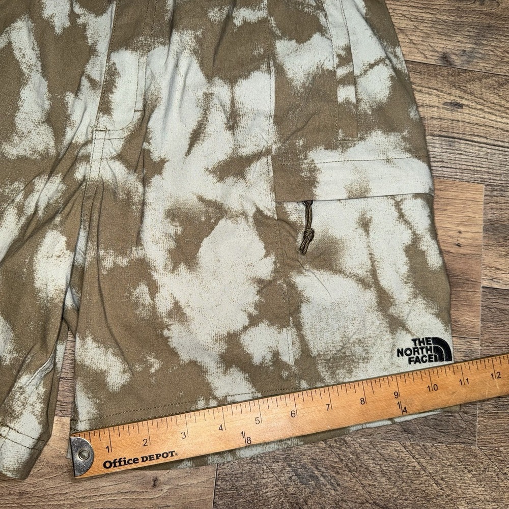 The North Face Shorts‎ Men Size Small Class V Pull-On Camo Print - Picture 8 of 9